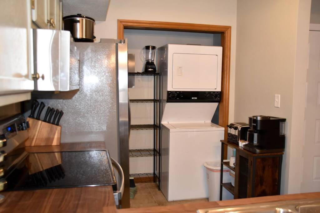 شقة Cozy Mountain Getaway! Mountain Views! 2 Bed, 2 Bath, Sleeps 6 جاتلينبرج المظهر الخارجي الصورة